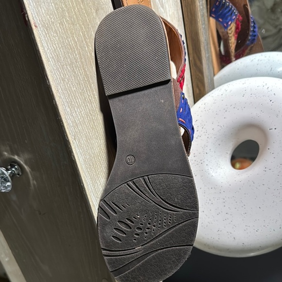 Dolce Vita Red and Blue Sandals with Metallic Accents - Picture 5 of 5